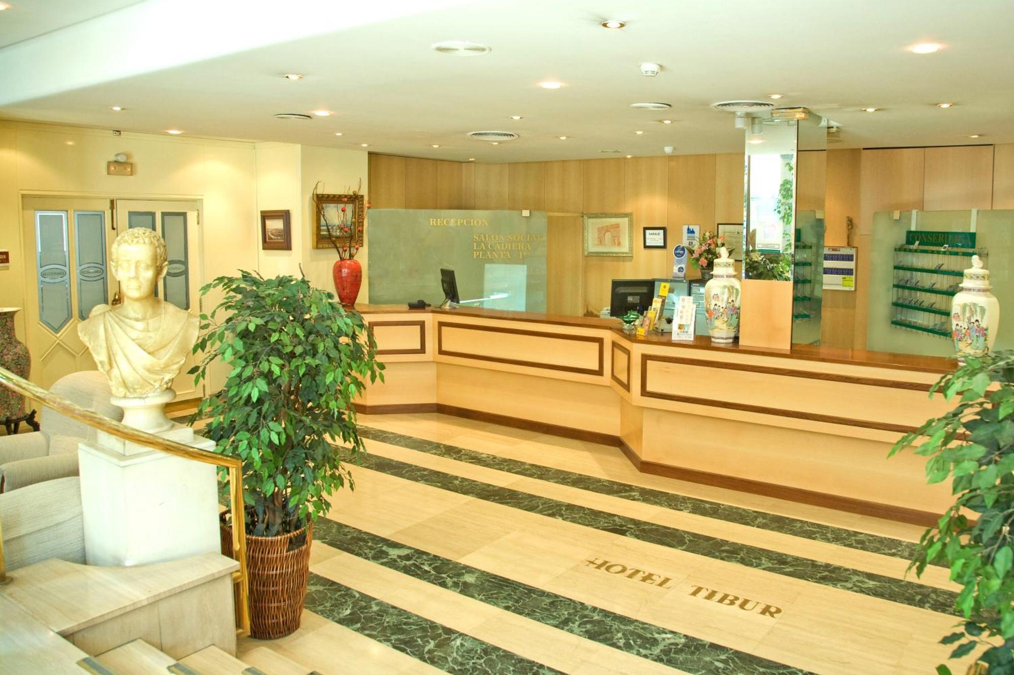 Hotel Tibur Сарагоса Екстер'єр фото