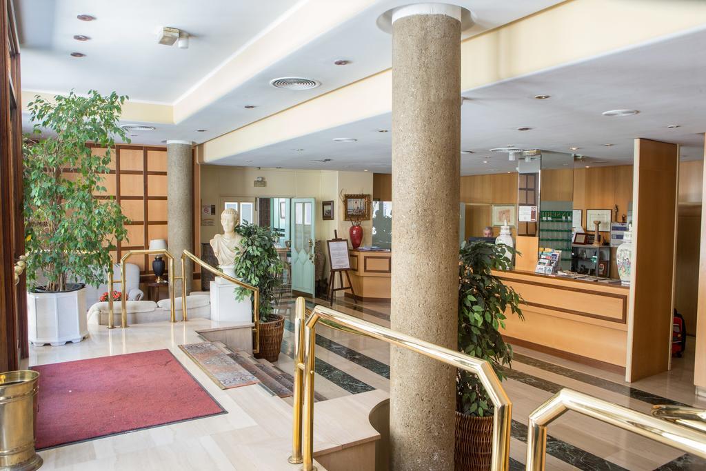 Hotel Tibur Сарагоса Екстер'єр фото